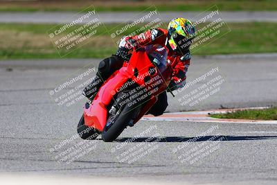 media/Jan-21-2023-Fastrack Riders (Sat) [[fcf3f88a30]]/Level 1-RDS/Session 3 Turn 6-Mountian Shot/